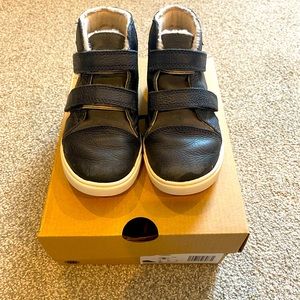 UGG Rennon High Top Sneaker (charcoal)